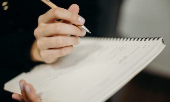 چگونه یک جمله ی موضوعی بی نقص بنویسیم